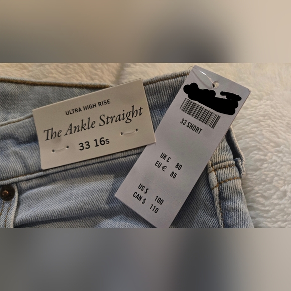 Never Worn Ultra High Rise Ankle Straight Abercrombie & Fitch Jeans - Picture 3 of 5